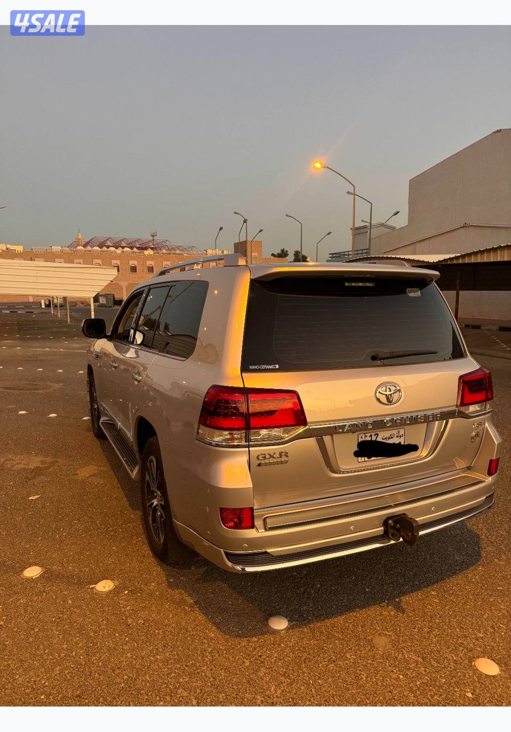 لاند كروزر  قراند تورينق 2020  عداد 56 الف  .8