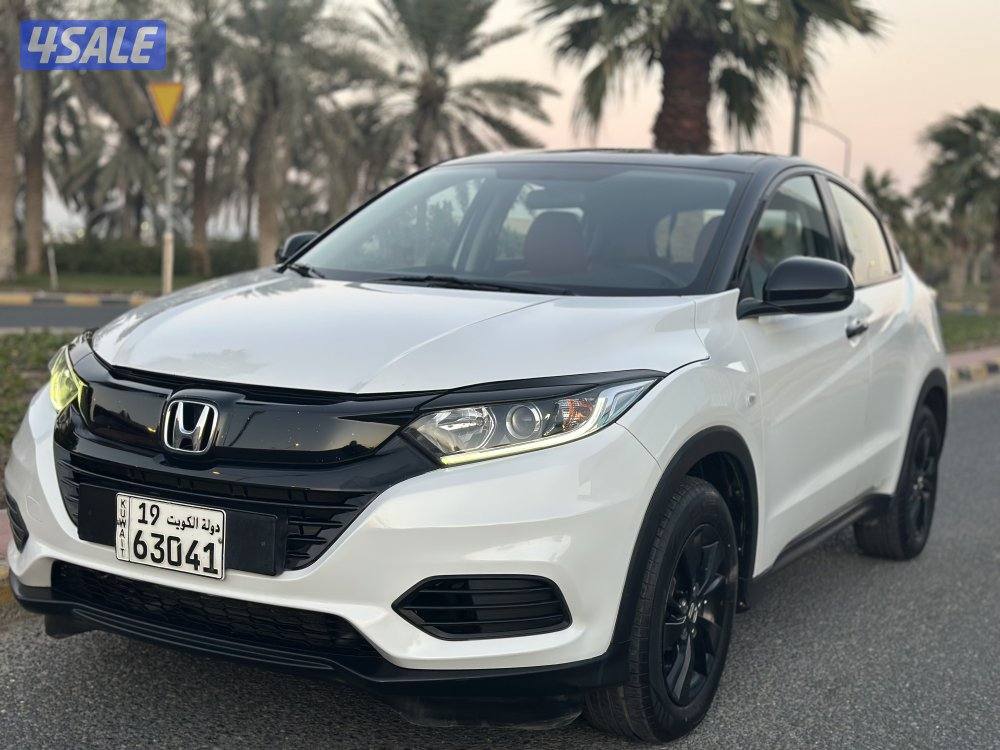 للبيع HONDA HR-V موديل 2021 وارد الوكاله ماشي 75 ألف0
