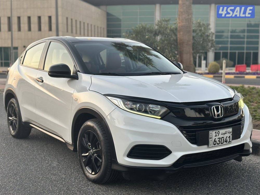 للبيع HONDA HR-V موديل 2021 وارد الوكاله ماشي 75 ألف3