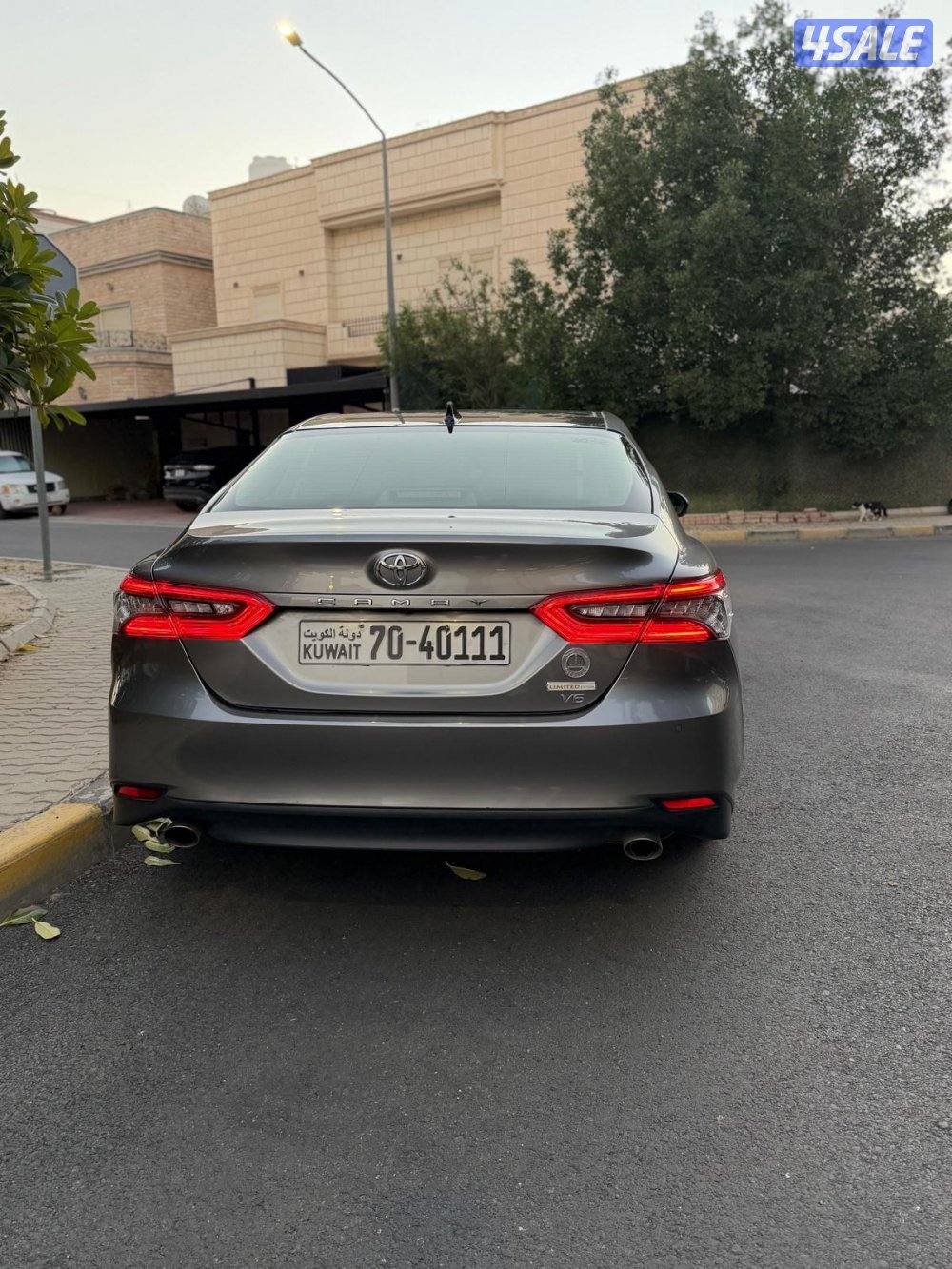 كامري 6 سنلدر 2023 ماشي 63 الف صبغ الوكالة4