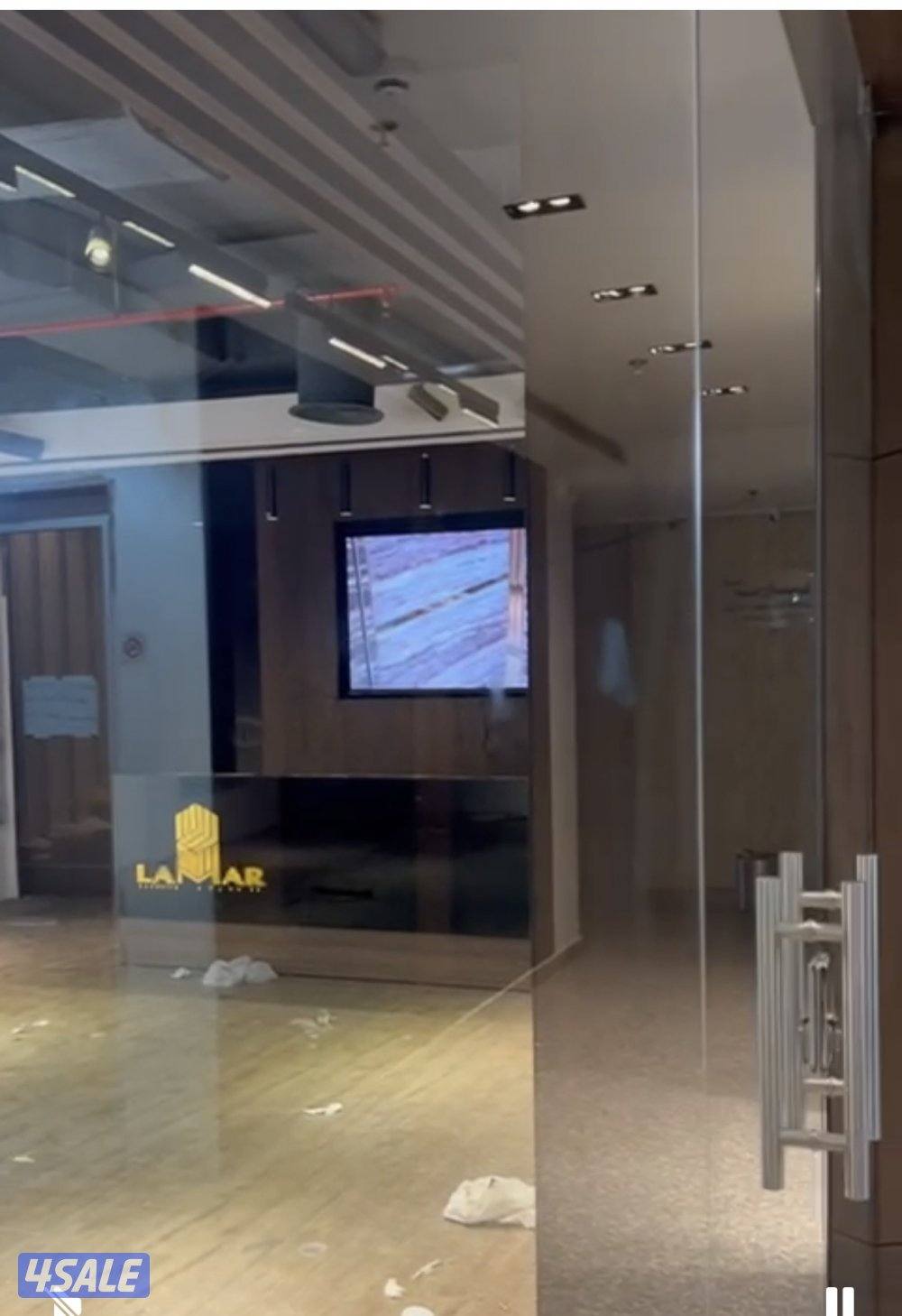 للايجار مكتب مساحه ٦٥ م ٢ رقم الي للشركات الكبري2