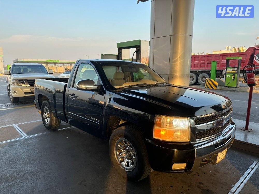 للبيع وانيت سلفرادو1