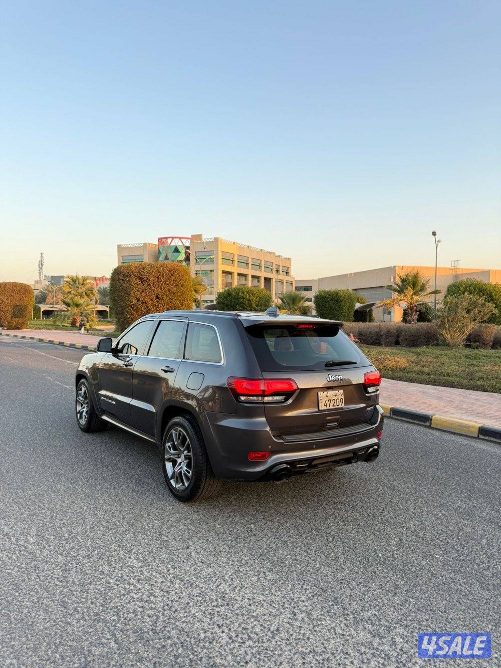 شروكي SRT موديل 2014 صبغ الوكاله وارد الوكاله بحاله ممتازه3