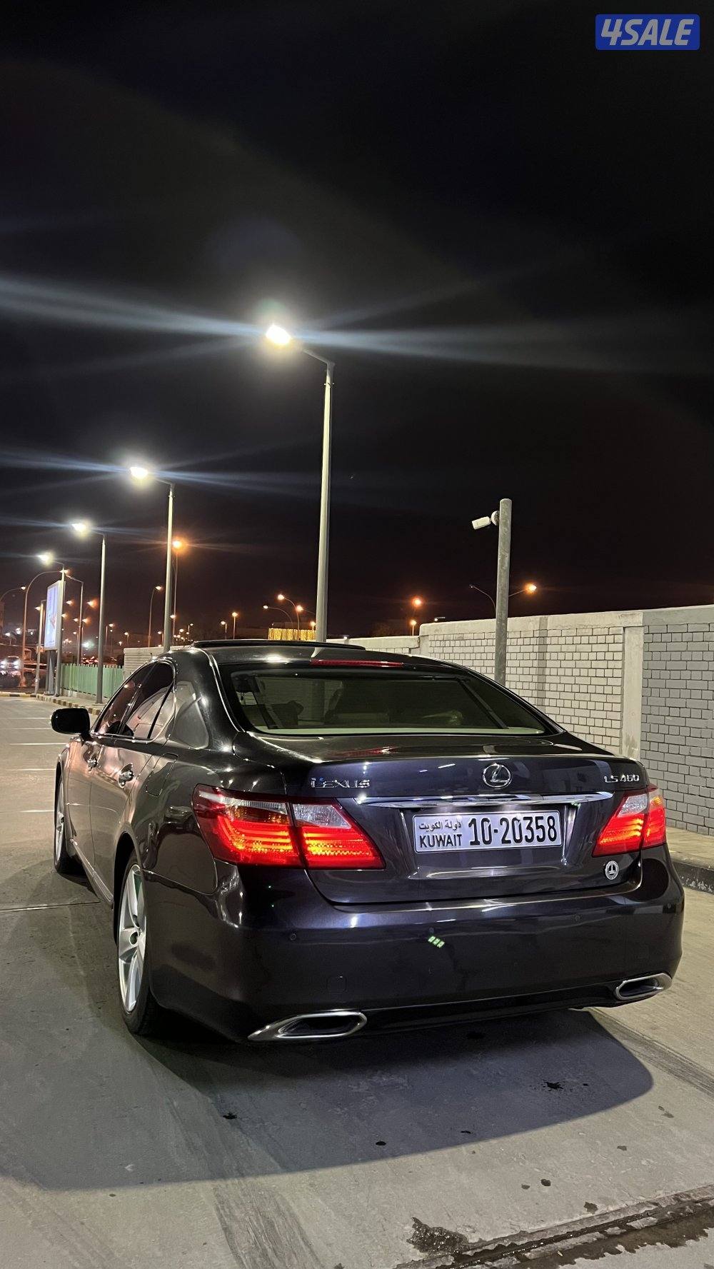 للبيع لكزس 460L 2010 صبغ الوكاله ماعدا قطعه3