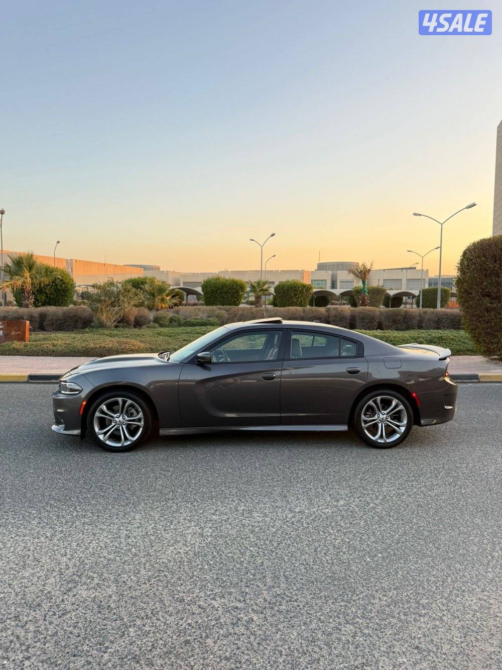 شارجر GT موديل 2022 بحاله الوكالة 6 سلندر اعلى درجه صبغ وكاله عداد700