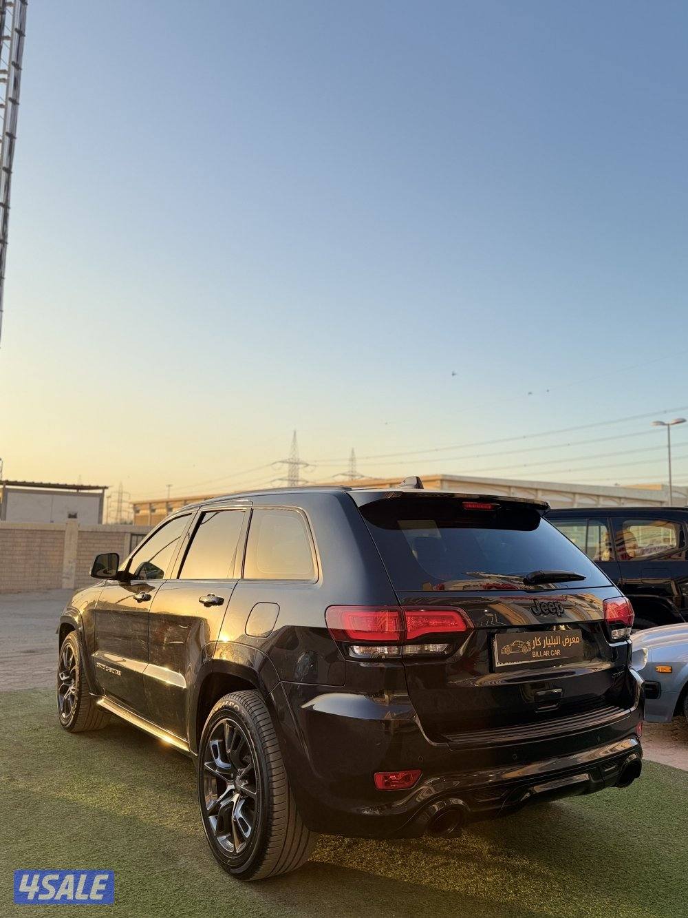 جراند شيروكي 6.4(SRT/) اصلي بحاله وكاله مديل 2016 عداد 1803
