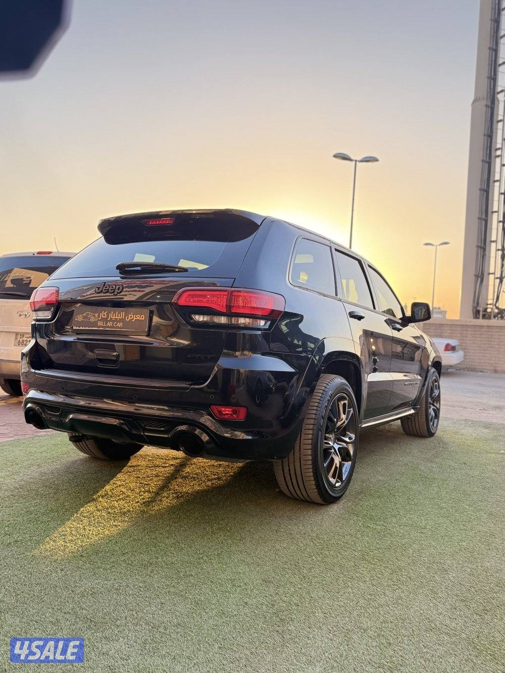 جراند شيروكي 6.4(SRT/) اصلي بحاله وكاله مديل 2016 عداد 1804