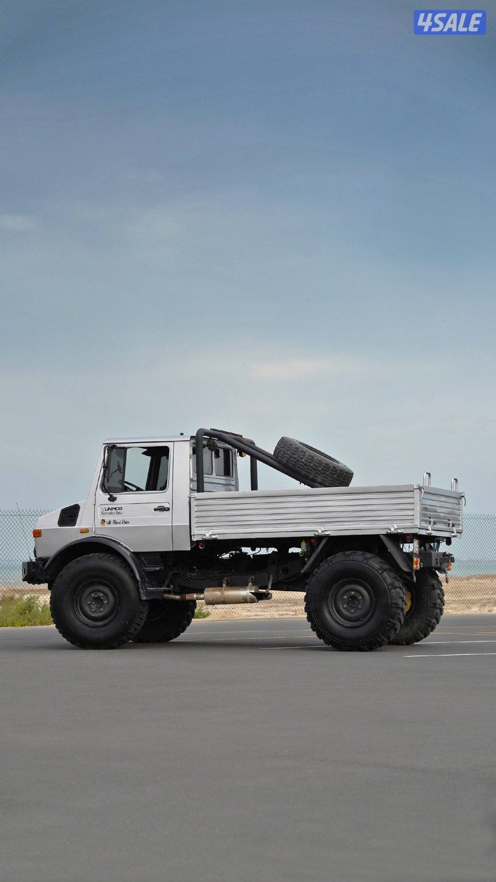 مرسيدس بنز يونيموق ١٣٠٠ أل موديل ١٩٨٦ بحاله ممتازه2