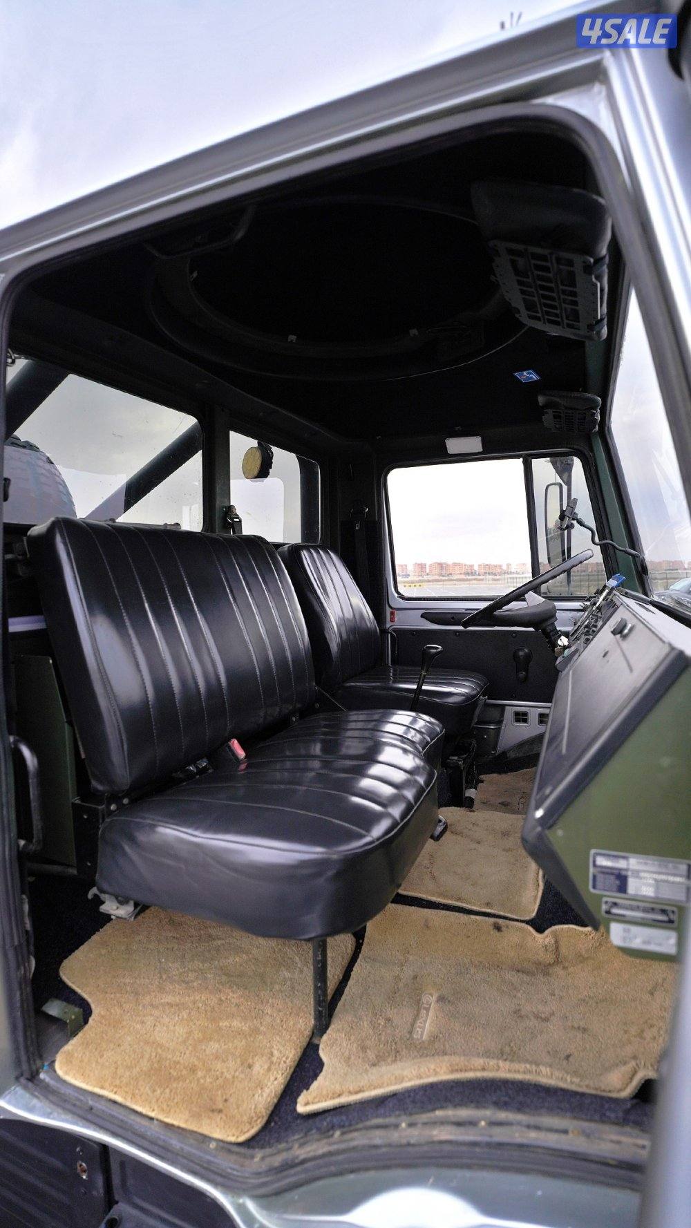 مرسيدس بنز يونيموق ١٣٠٠ أل موديل ١٩٨٦ بحاله ممتازه5