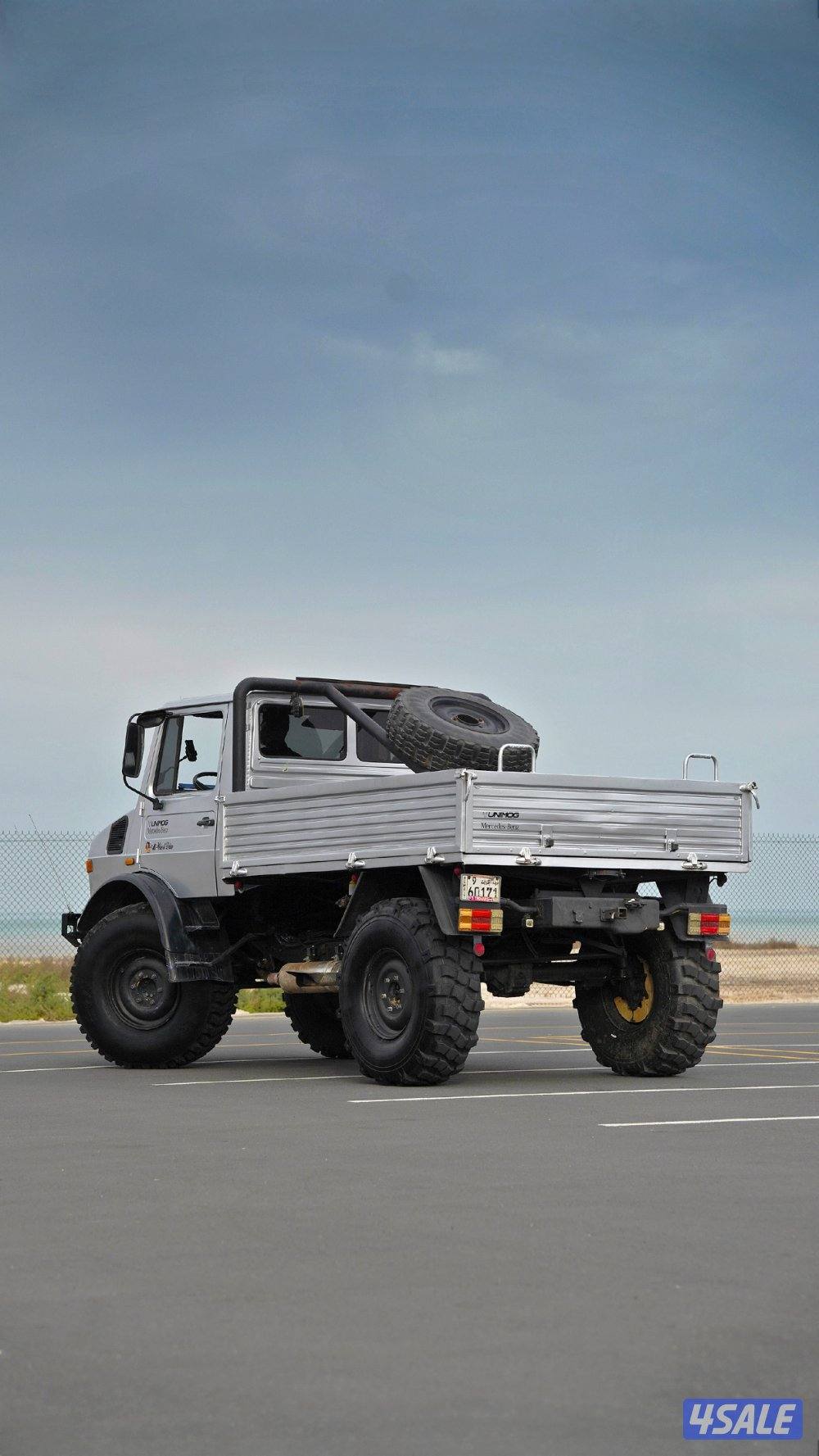 مرسيدس بنز يونيموق ١٣٠٠ أل موديل ١٩٨٦ بحاله ممتازه13