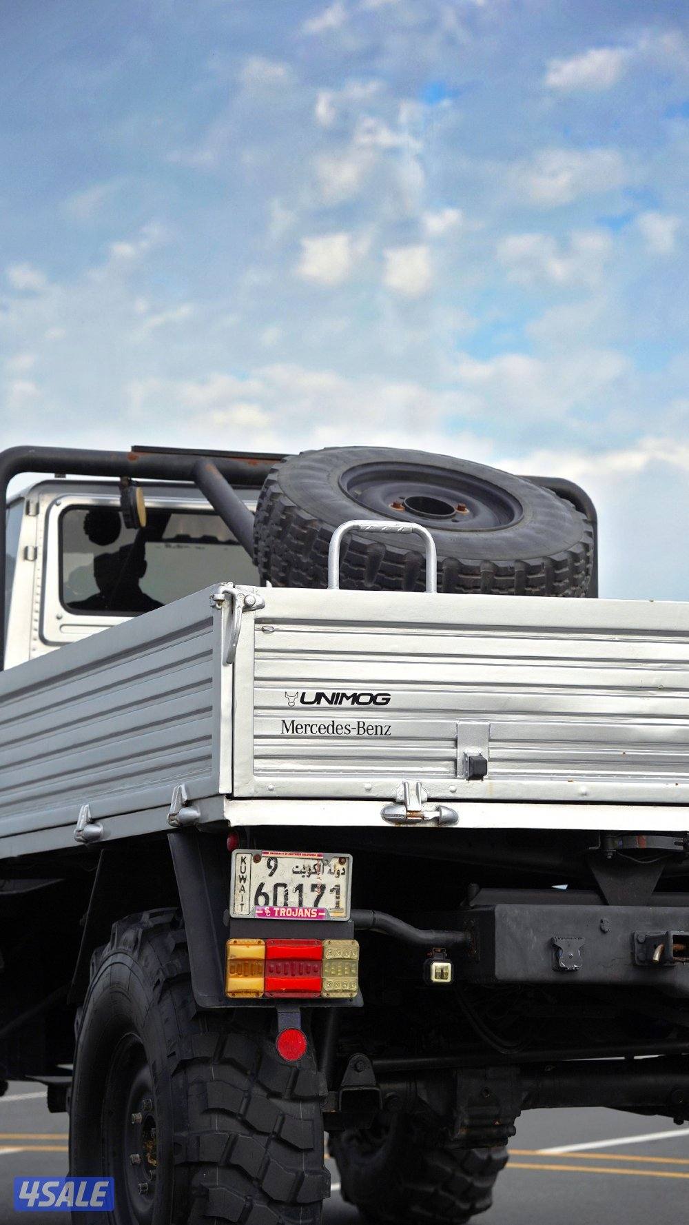 مرسيدس بنز يونيموق ١٣٠٠ أل موديل ١٩٨٦ بحاله ممتازه15