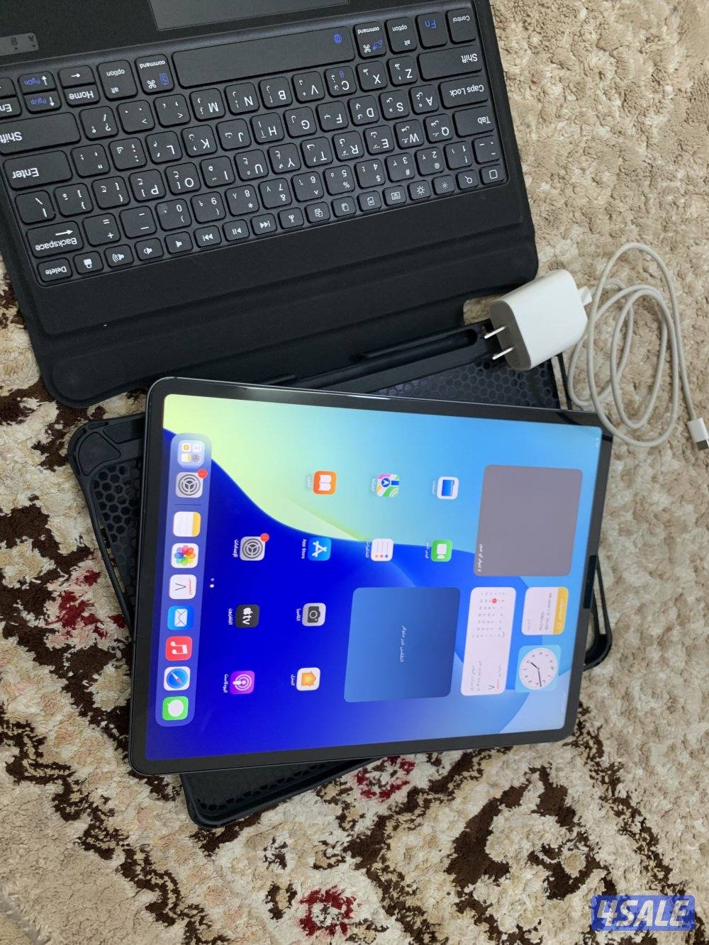 ايباد ابل برو 12.9 انش 128 قيقا خط شريحة 5g ام ون معالج m11