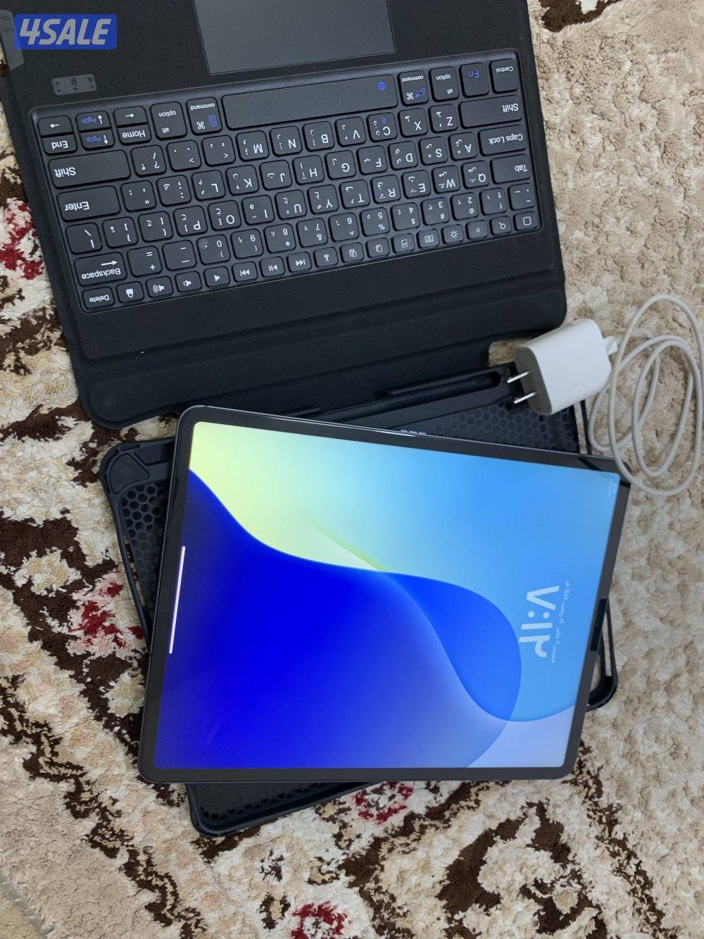 ايباد ابل برو 12.9 انش 128 قيقا خط شريحة 5g ام ون معالج m16