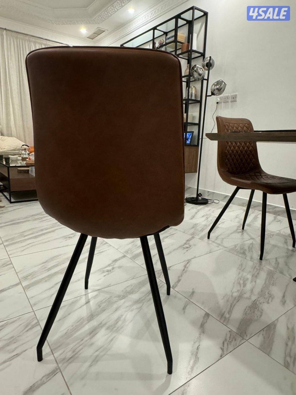 طاولة طعام1