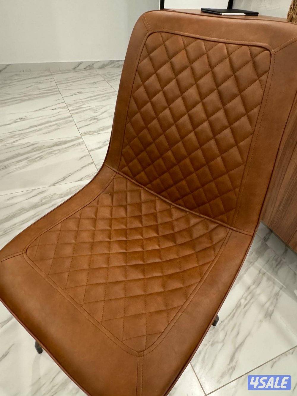 طاولة طعام2