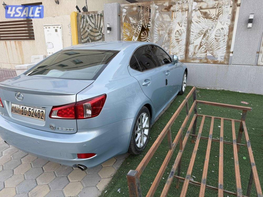 للبيع لكزس كامل مواصفات تم عمل سيرفس تواير جدد شرط الفحص1