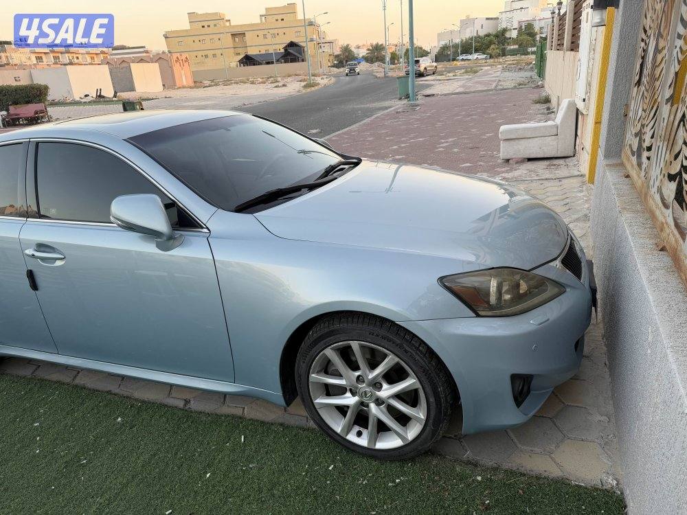 للبيع لكزس كامل مواصفات تم عمل سيرفس تواير جدد شرط الفحص2