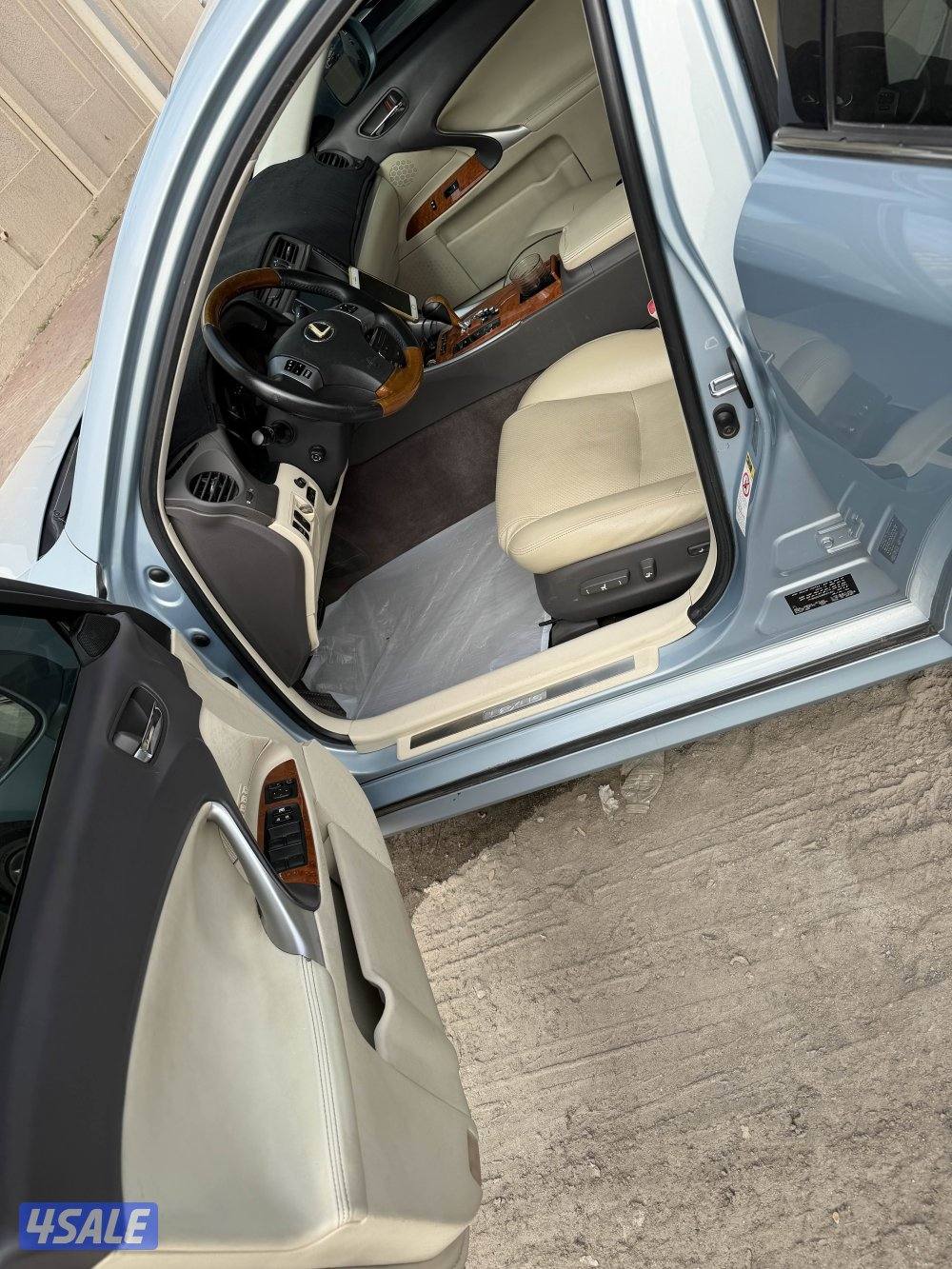 للبيع لكزس كامل مواصفات تم عمل سيرفس تواير جدد شرط الفحص5