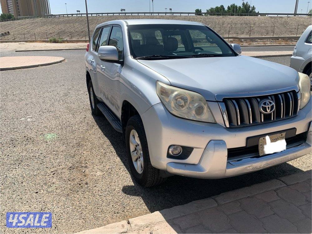 للبيع تويوتا برادو موديل 20102