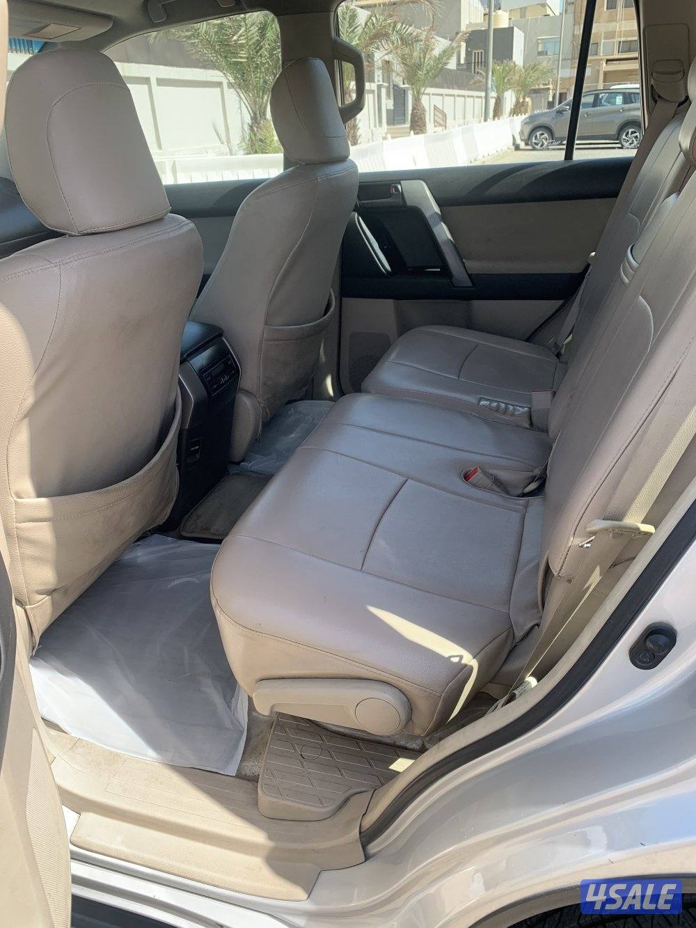 للبيع تويوتا برادو موديل 20104