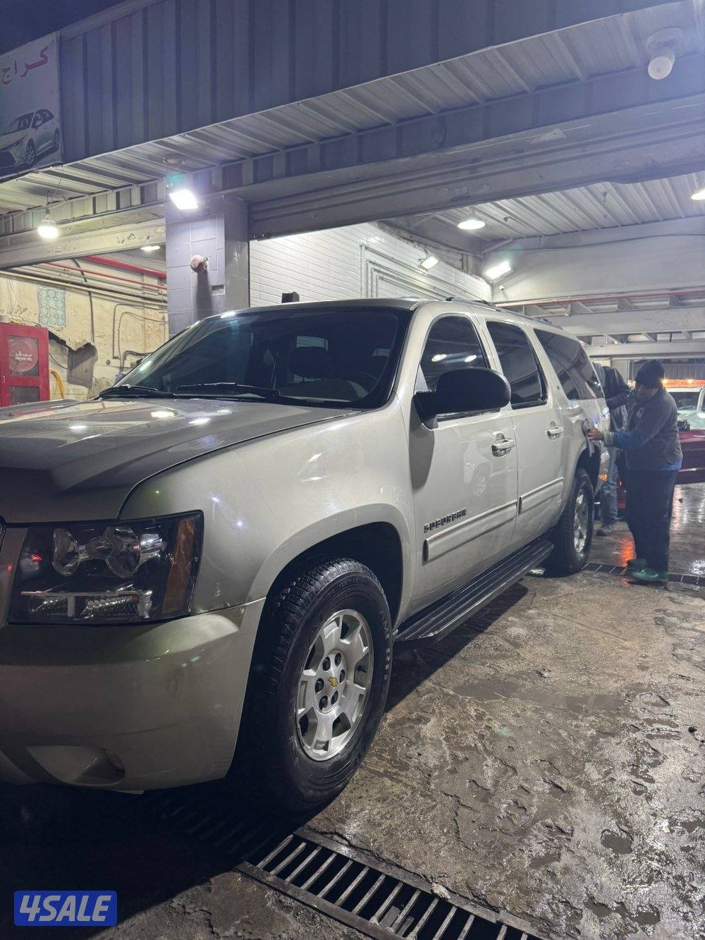 تاهو للبيع مالك اول4