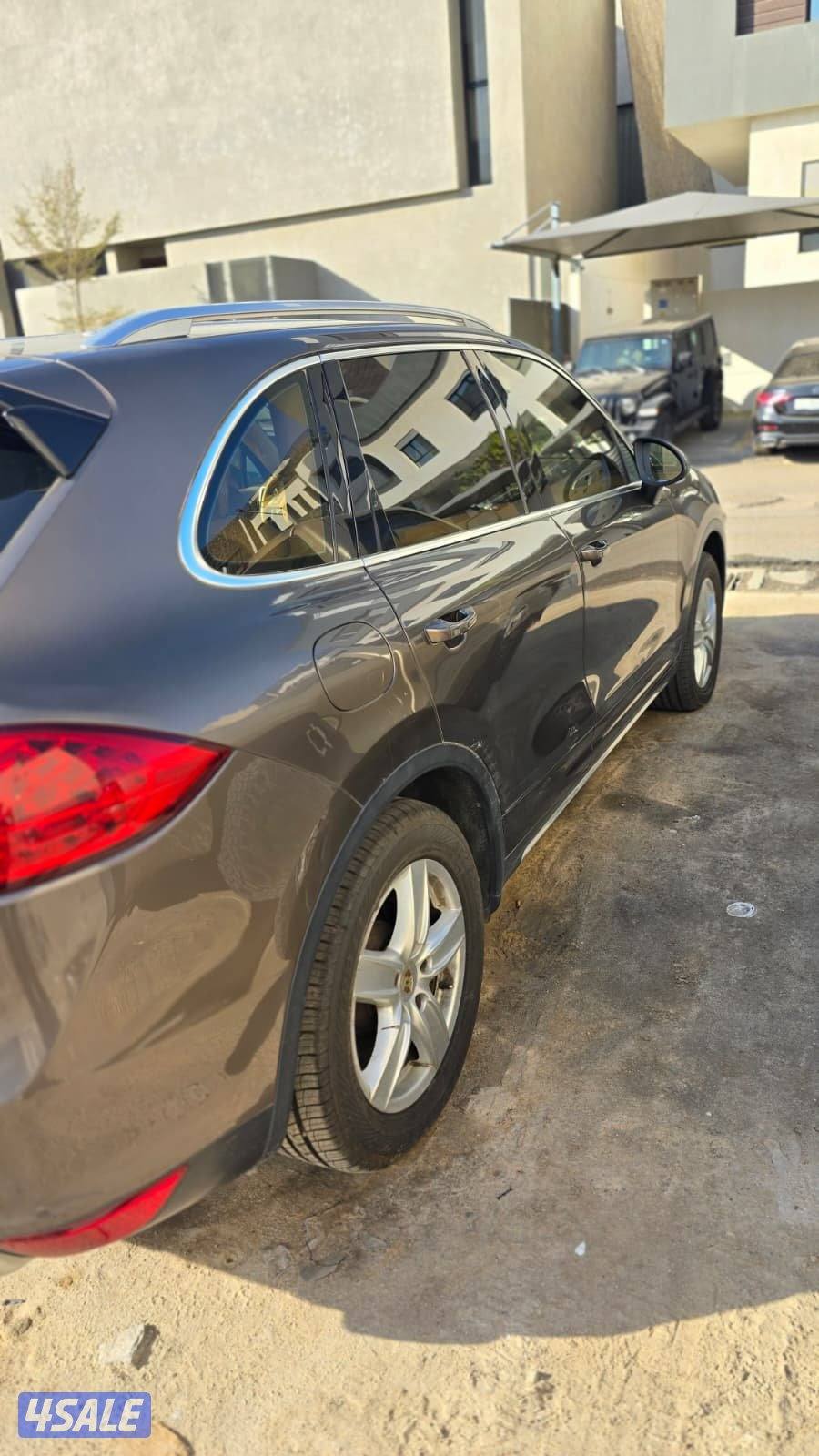 بورش كايينs 201111