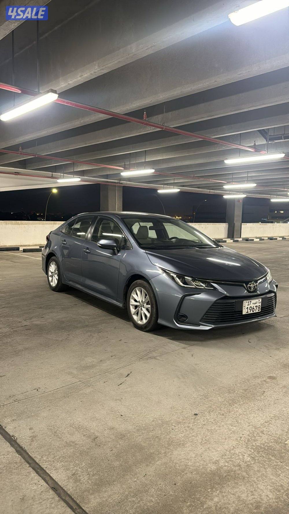 صبغ الوكالة بالكامل  /     عداد الممشى 70 الف موديل 2020   السعر نهائي1