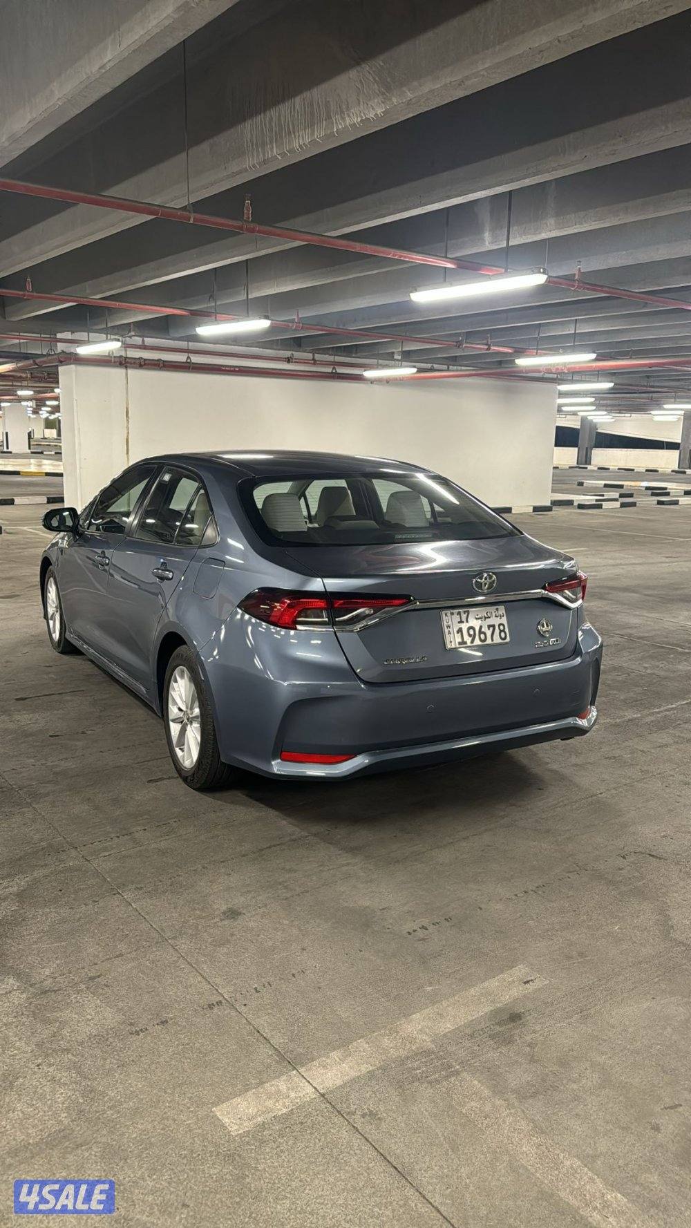 صبغ الوكالة بالكامل  /     عداد الممشى 70 الف موديل 2020   السعر نهائي3