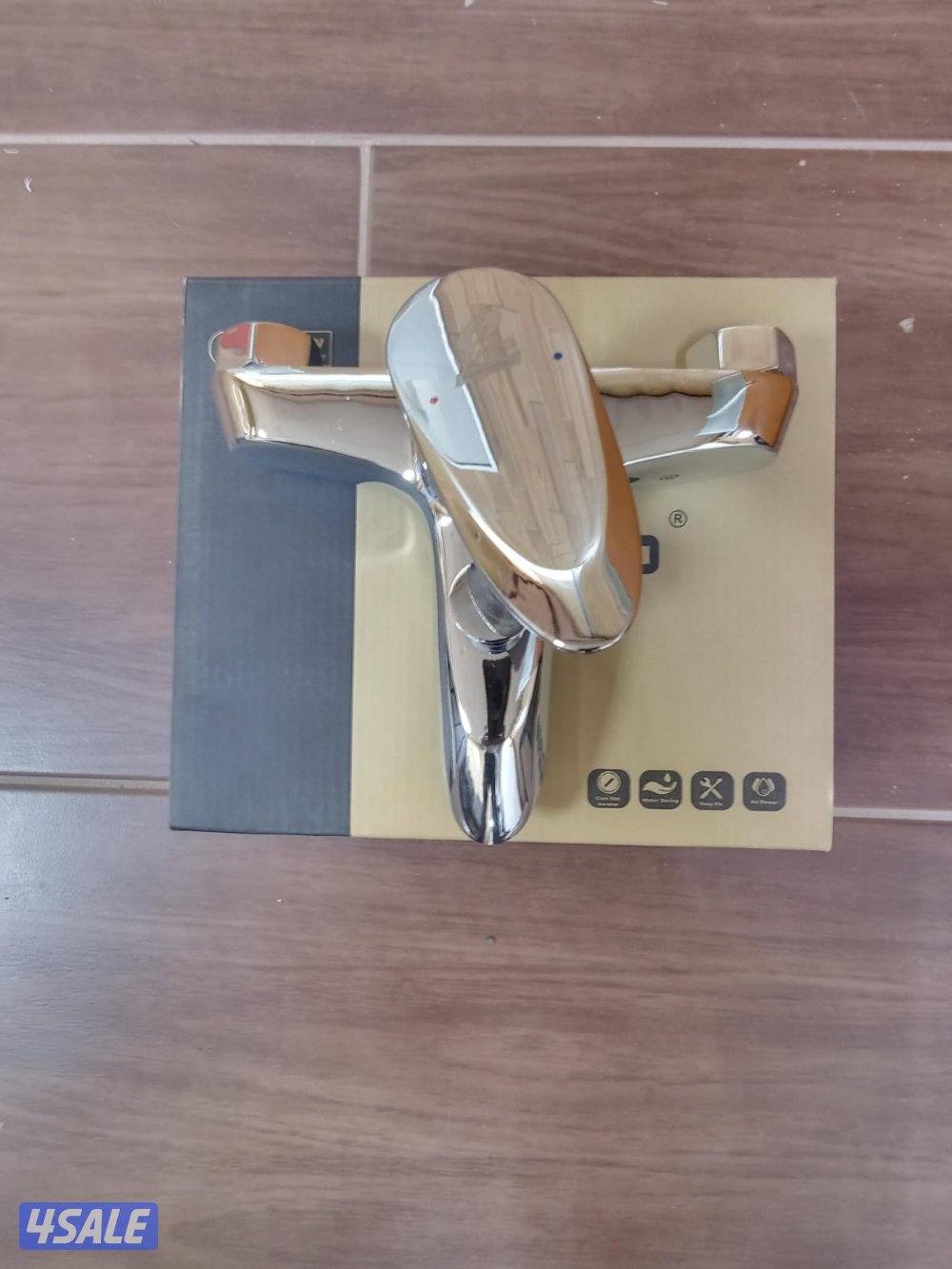 للبيع مجموعة اغراض ادوات صحيه2