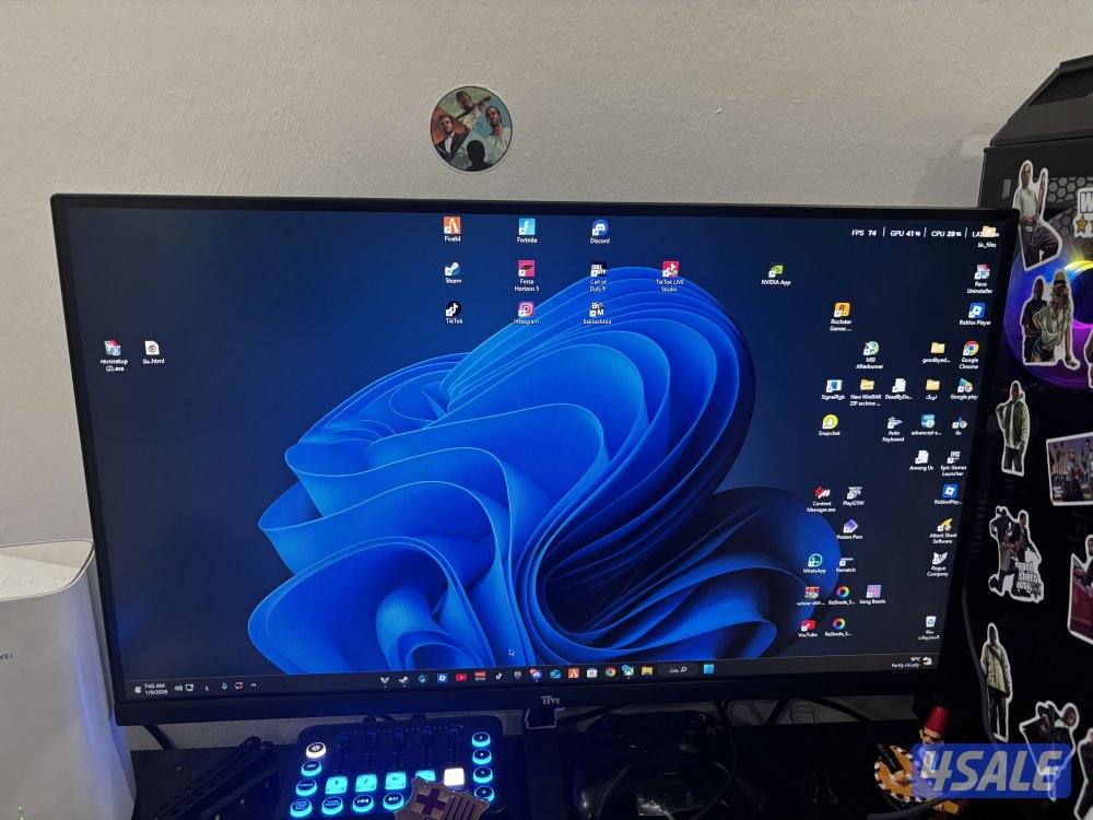 شاشة 27 بوصة1