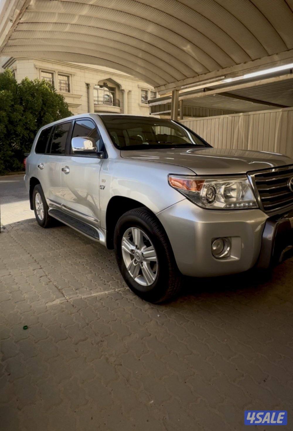 Land cruise سبير علاق7