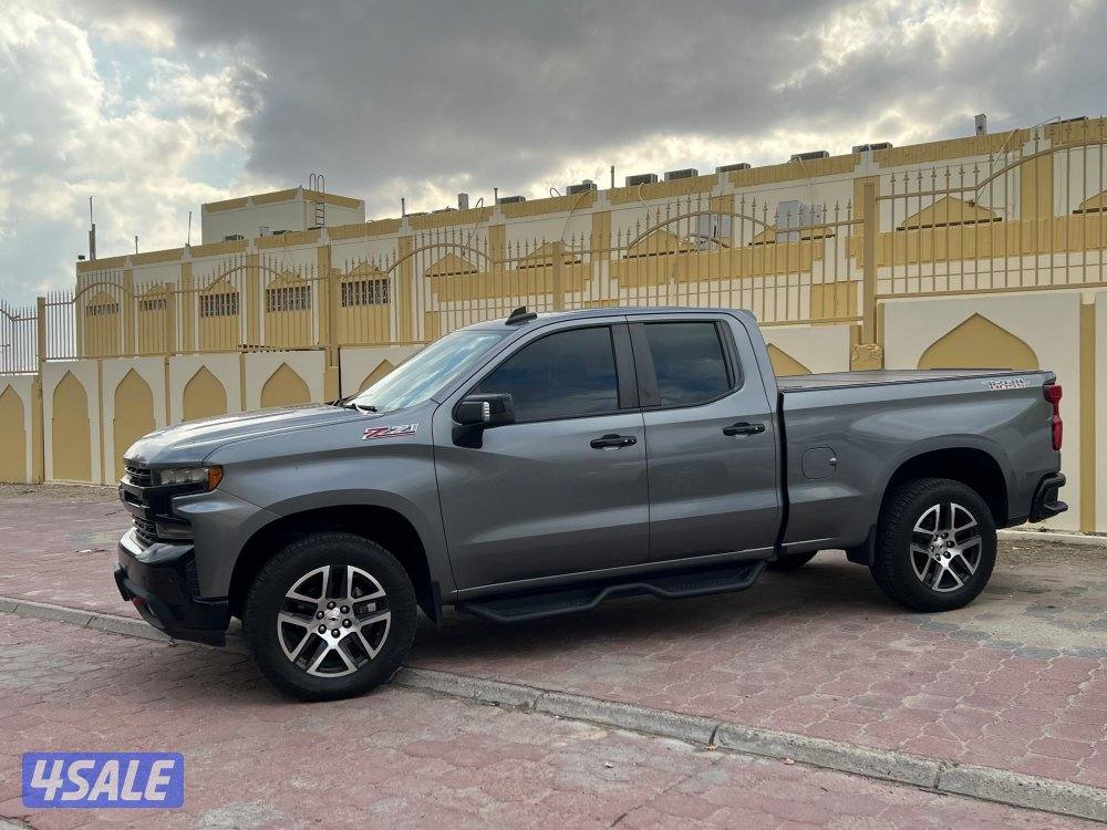 للبيع وانيت سلفرادو تريل بوس موديل ٢٠١٩0