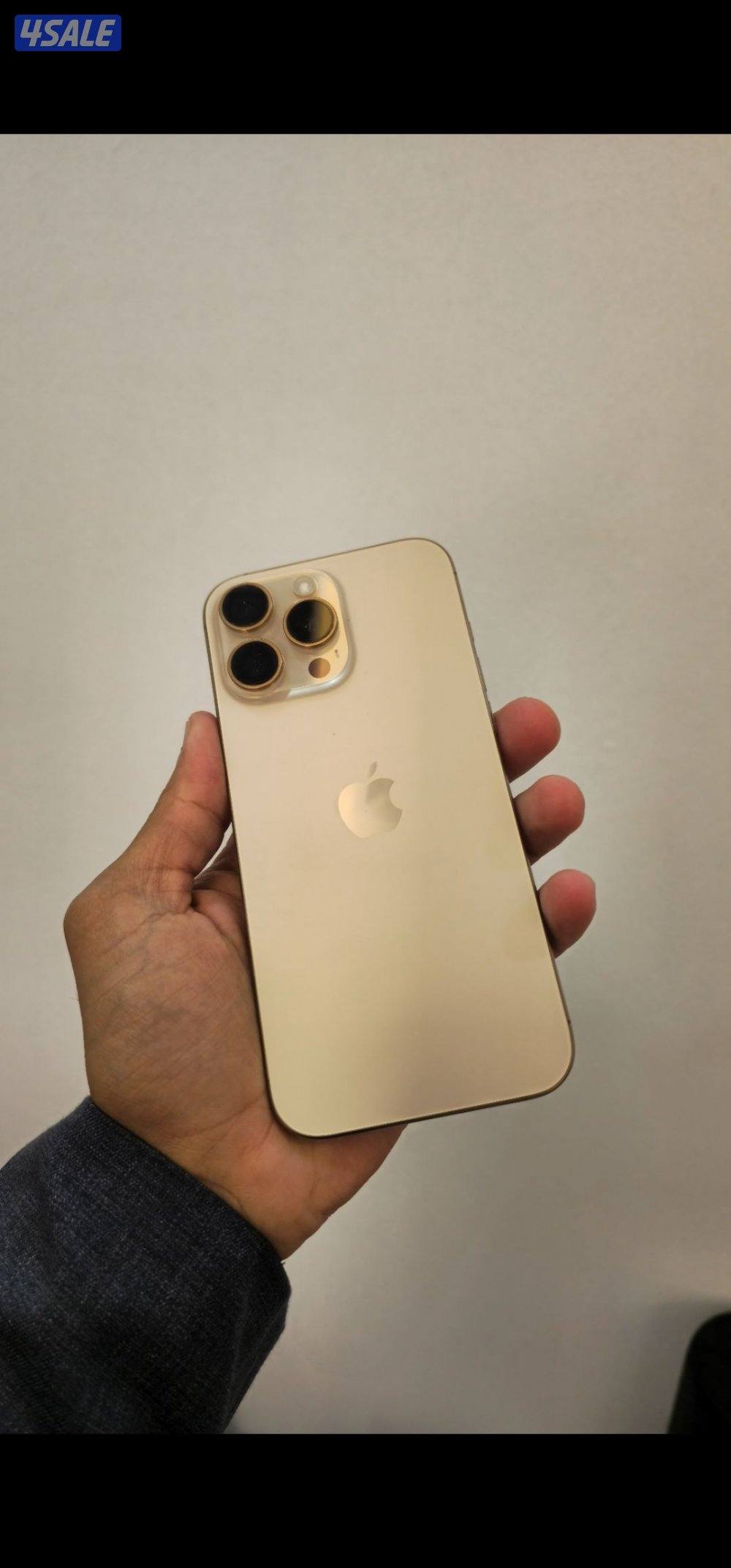 ايفون    شاريه ب 550 للبيع 380 بطاريته 95%5