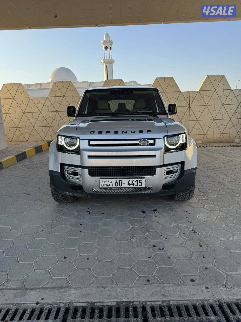 Defender 110 كامل المواصفات0