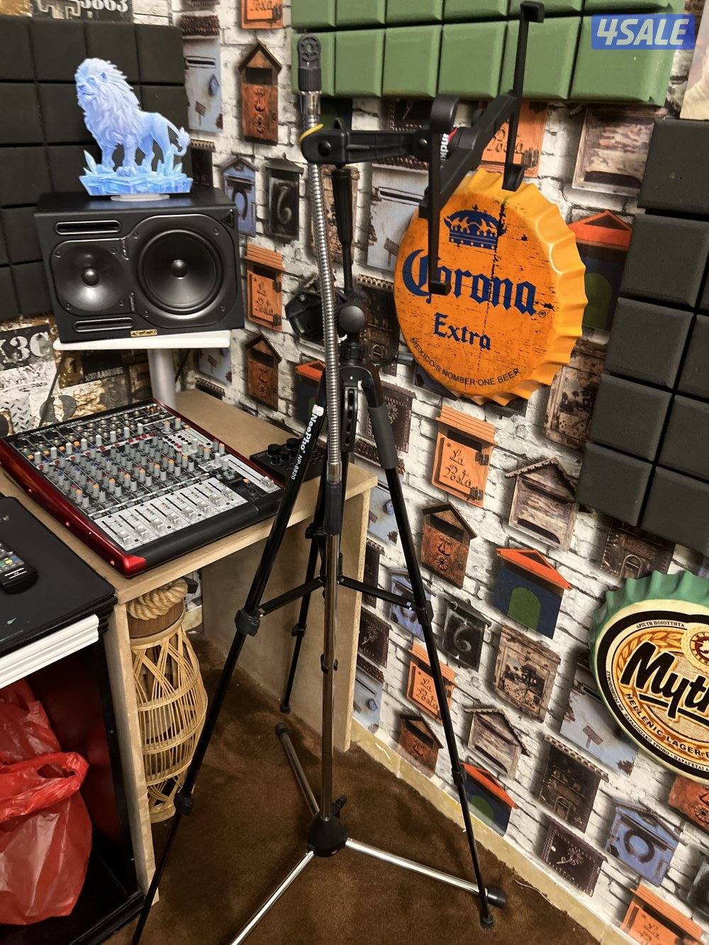 بيع استيديو كامل اورغ ياماها 5000 كفالة ٥ سنوات مع العده10