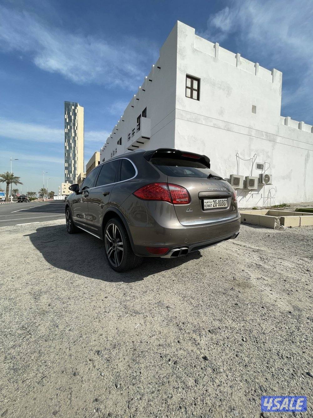 للبيع بورش كايين هايبرد4