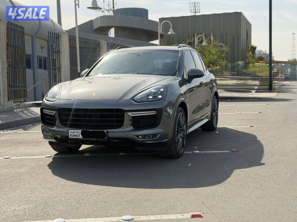 Porsche Cayenne GTS 20165
