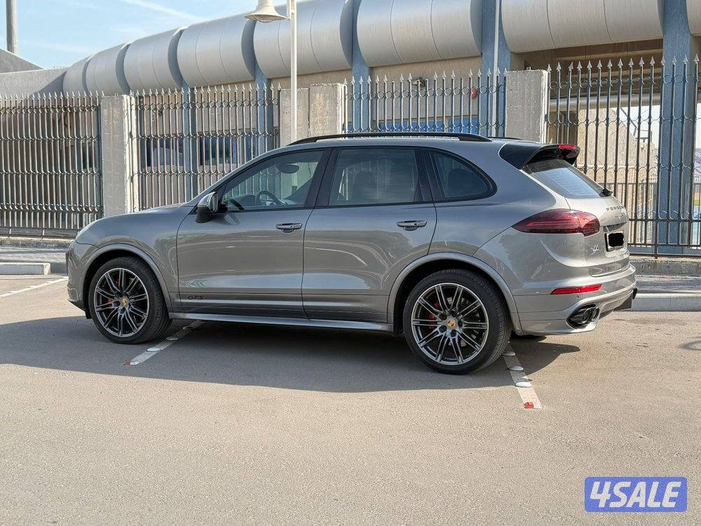 Porsche Cayenne GTS 20166