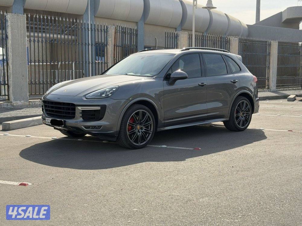Porsche Cayenne GTS 20167