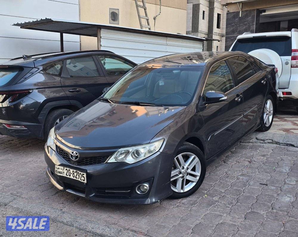 كامري GLX موديل 2013 مالك اول2