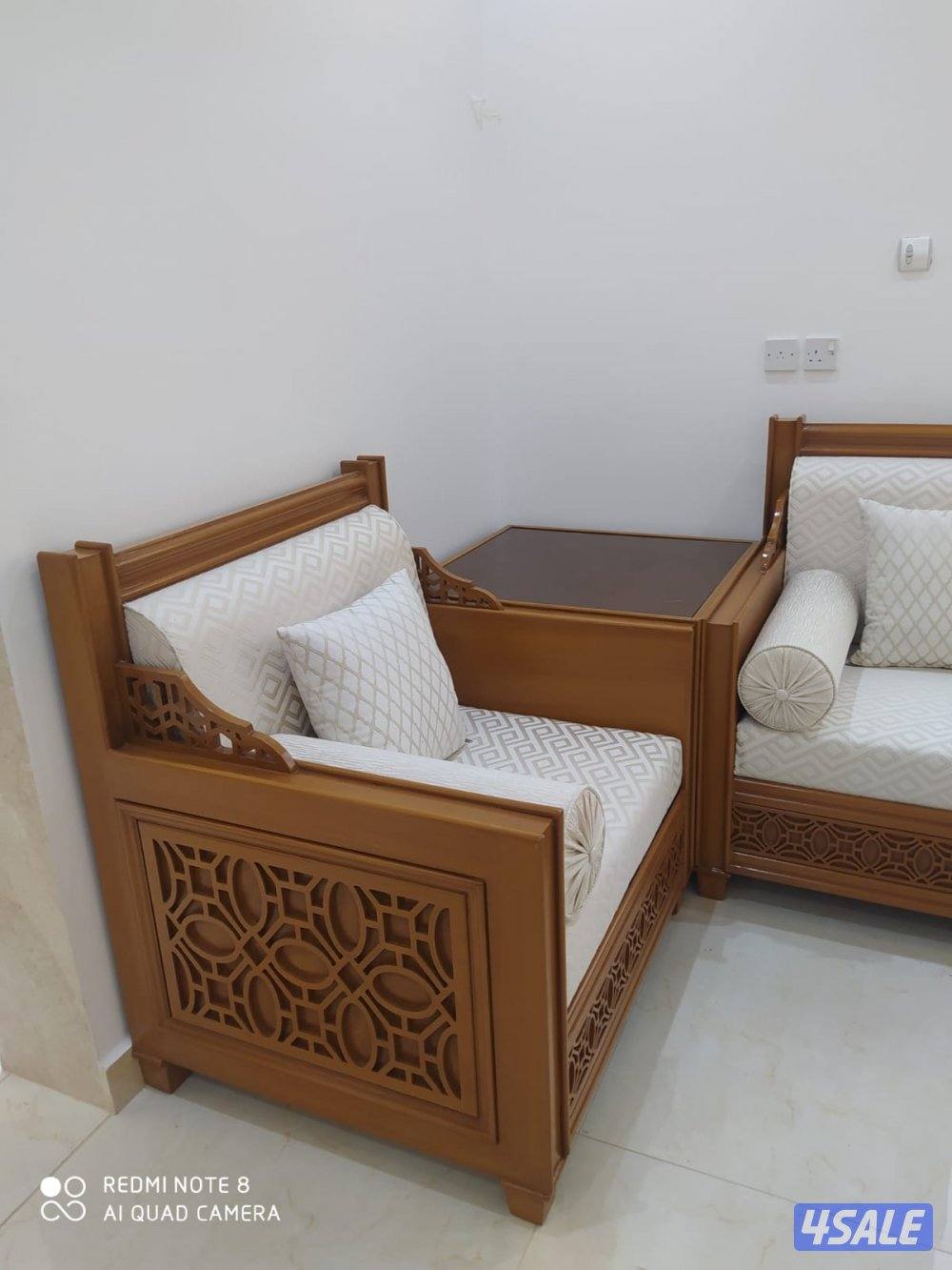 تنجيد وتفصال جميع الجلسات الأمريكي البناني وجميع الأطقم والستاير خام و8