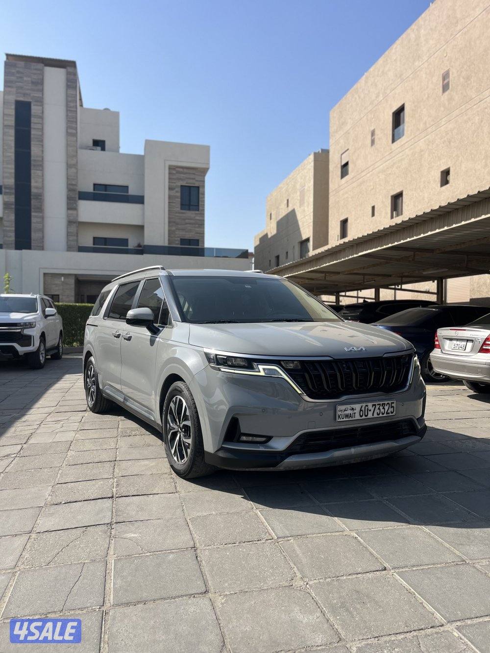 للبيع كيا كرنفال موديل 20210