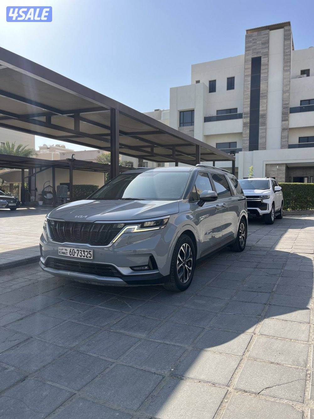 للبيع كيا كرنفال موديل 20211