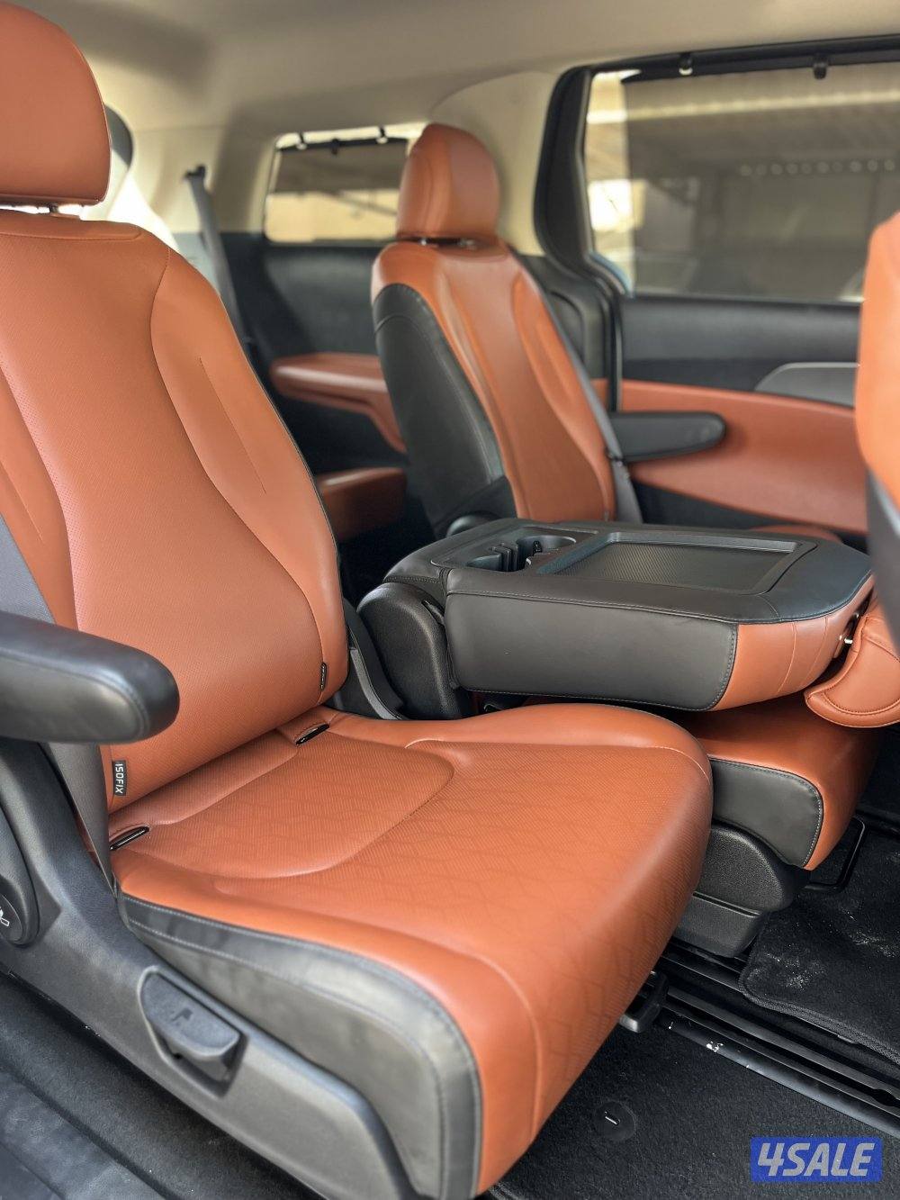 للبيع كيا كرنفال موديل 202113