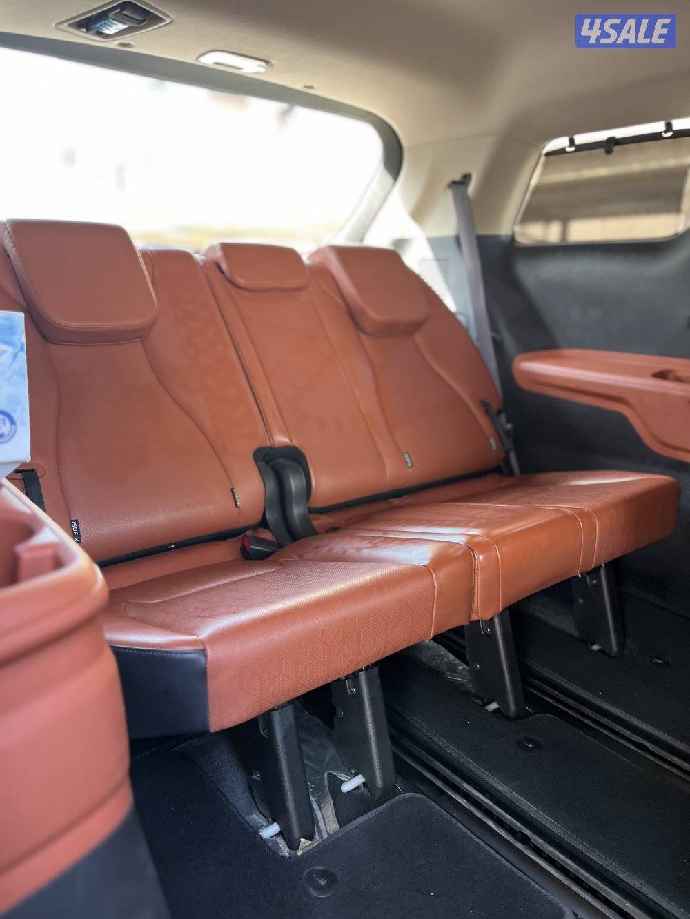 للبيع كيا كرنفال موديل 202114