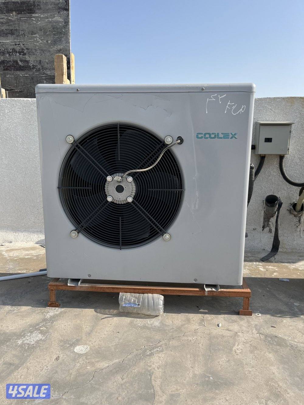 تكييف كولكس سبليت 2.5 طن بحالة الجديد استعمال اقل من سنه عدد 2 وحدة 4h4