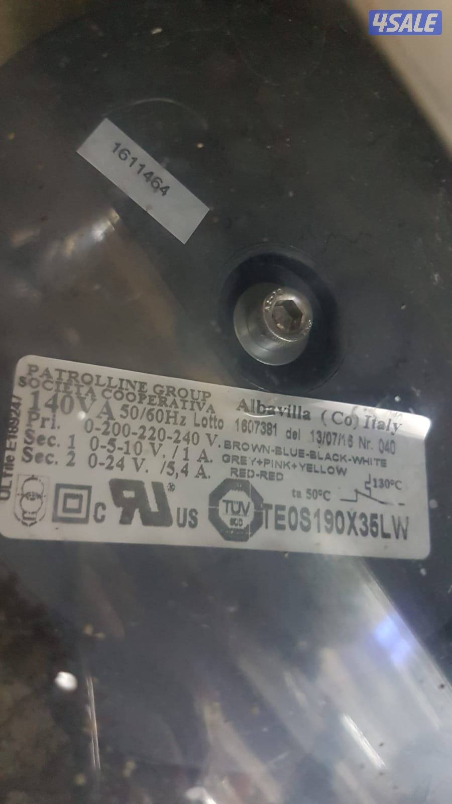 ماكينة قهوه إيطاليه LA CIMBALI M 39 هيفي ديوتي ثلاثة مخارج بحاله ممتاز3