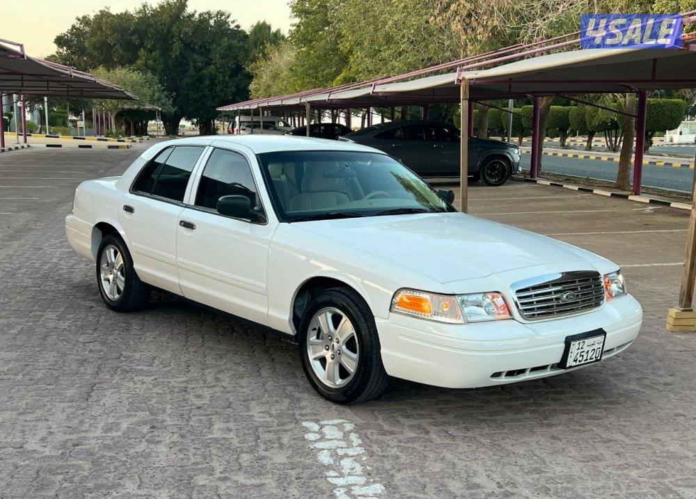 للبيع كراون فكتوريا موديل / ٢٠١٢ صبغ الوكالة1