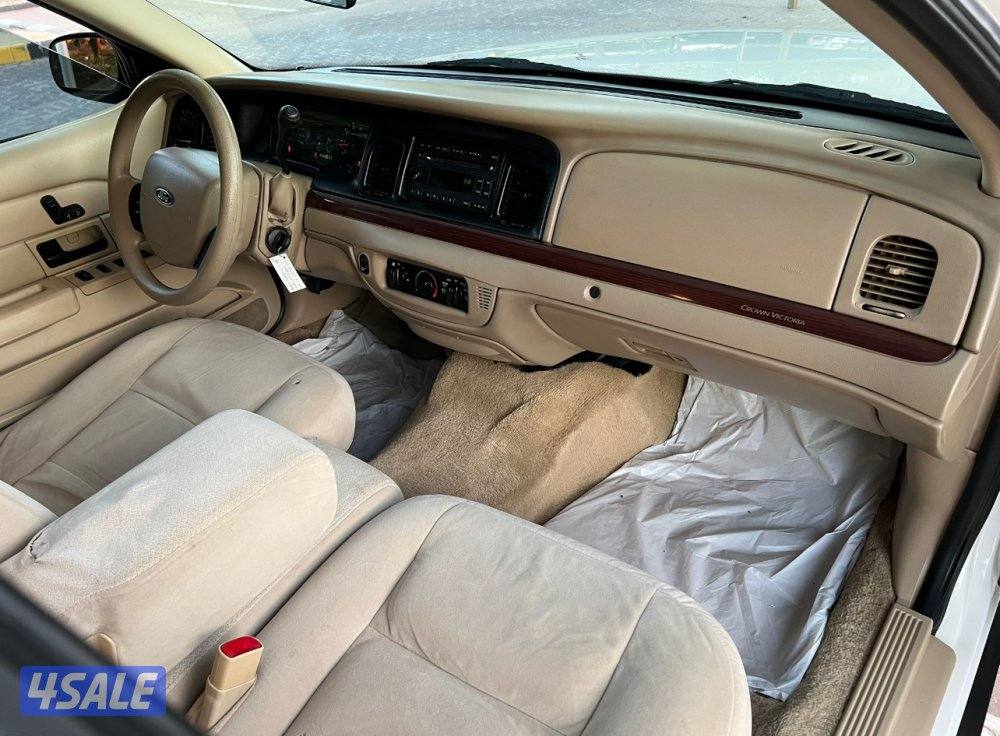 للبيع كراون فكتوريا موديل / ٢٠١٢ صبغ الوكالة5