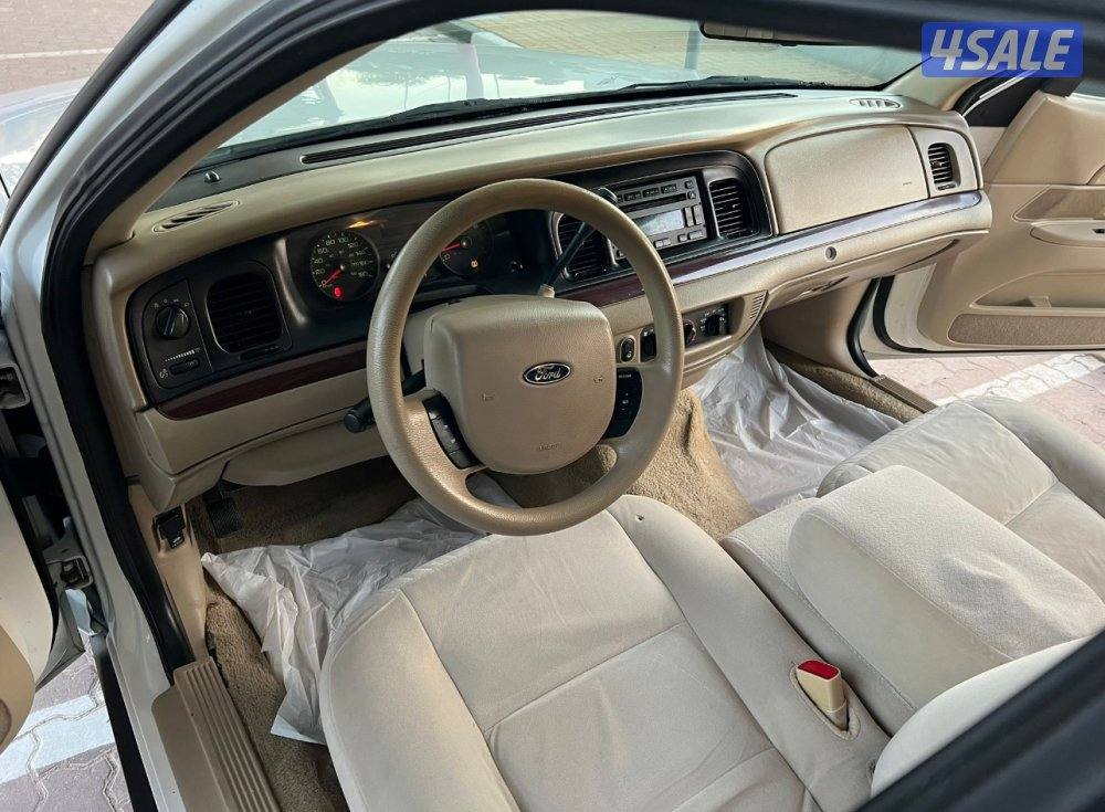 للبيع كراون فكتوريا موديل / ٢٠١٢ صبغ الوكالة6